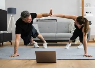 Séance de coaching physique à domicile